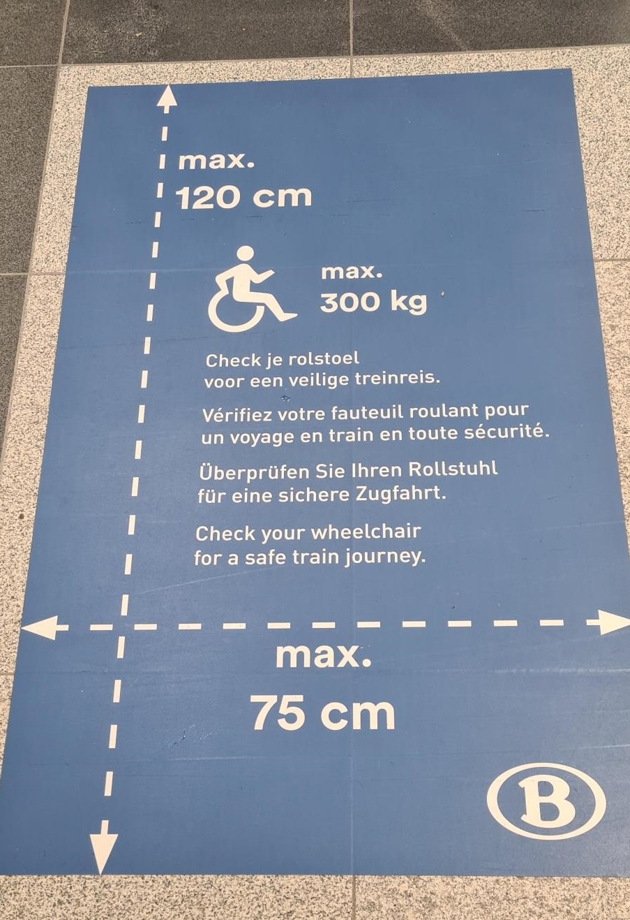 Scootmobiel vak bijgesneden