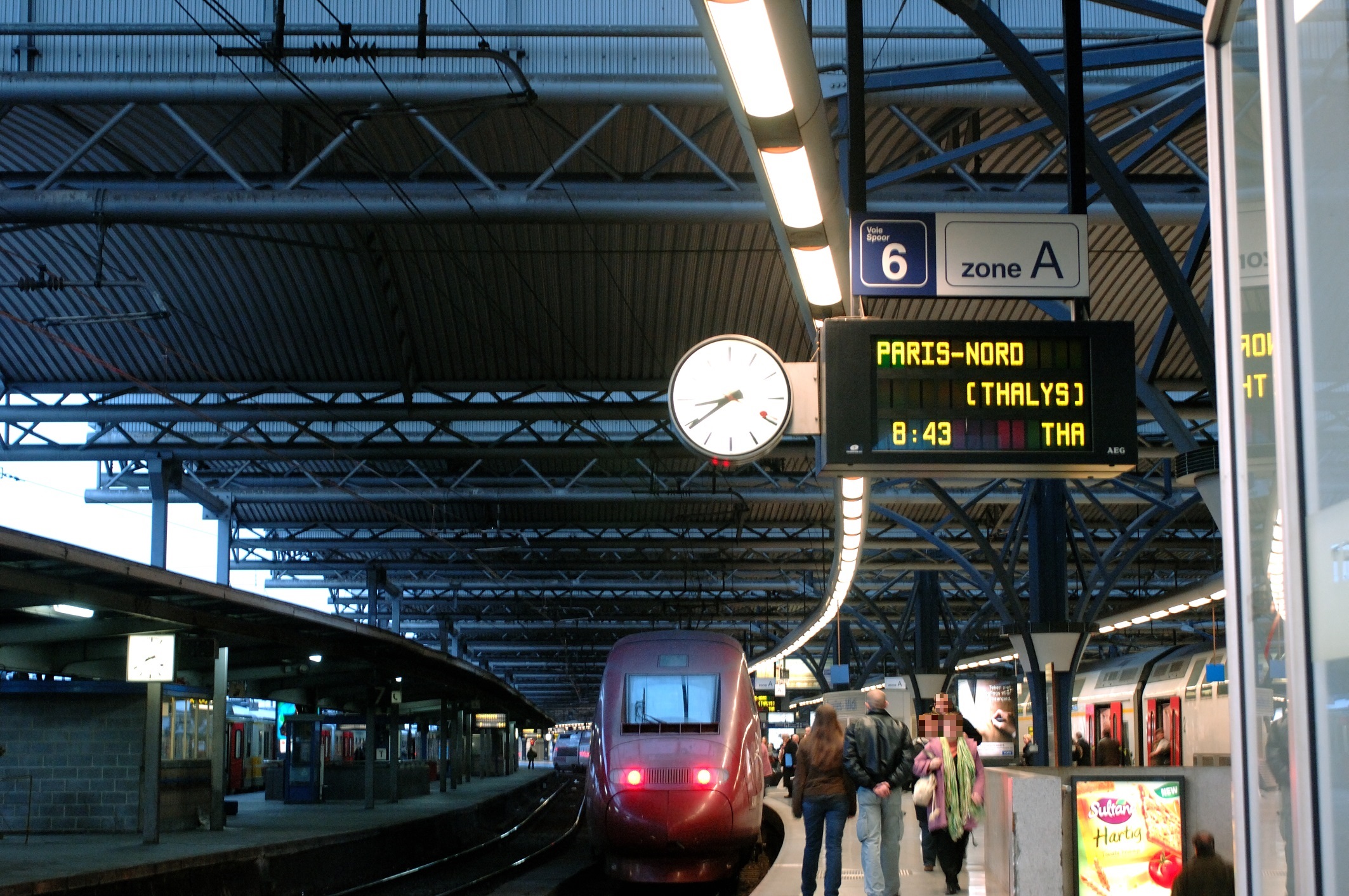 Train Thalys à quai - Thalys trein aan perron